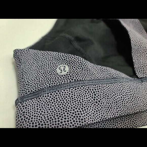 Lululemon Fast & Free High Neck Sports Bra - Picture 3 of 9